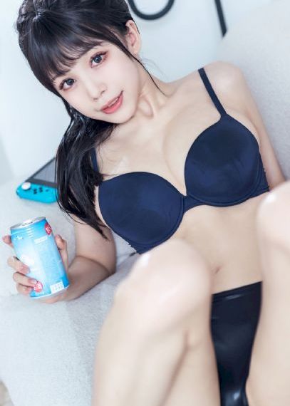 欧美海报时尚网_1080P在线观看完整版